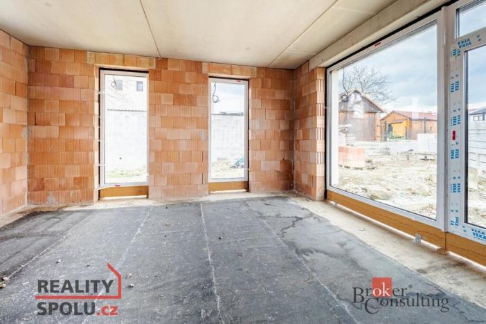 Prodej činžovního domu, Dubné, 670 m2