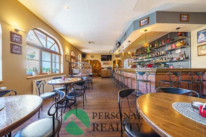 Prodej restaurace, Mariánské Lázně, Družstevní, 616 m2