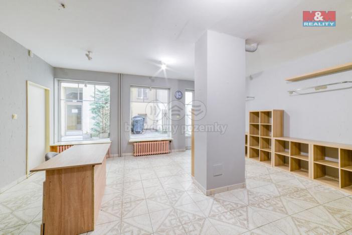 Pronájem obchodního prostoru, Mariánské Lázně, Hlavní třída, 31 m2