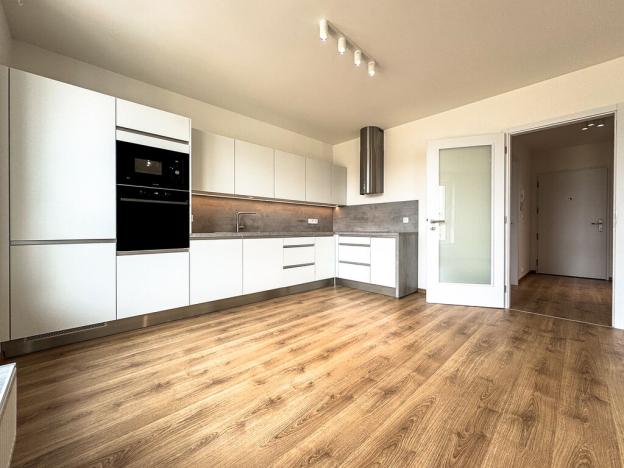 Pronájem bytu 2+kk, Praha - Vysočany, Oktábcových, 53 m2