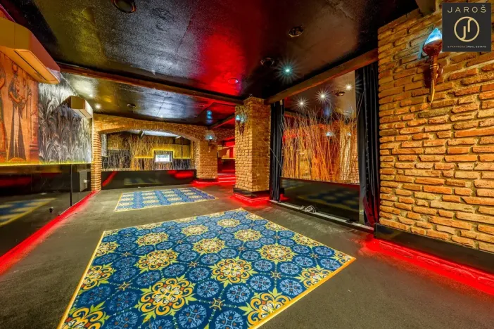 Pronájem obchodního prostoru, Petrovice, 450 m2