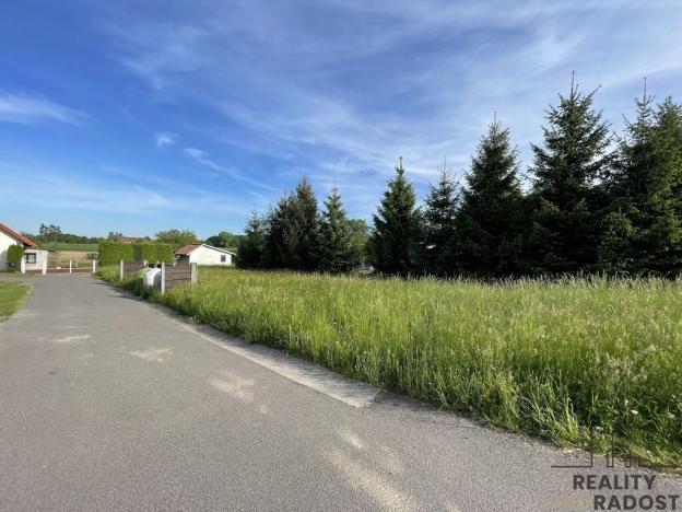 Prodej pozemku pro bydlení, Lipoltice - Pelechov, 5644 m2