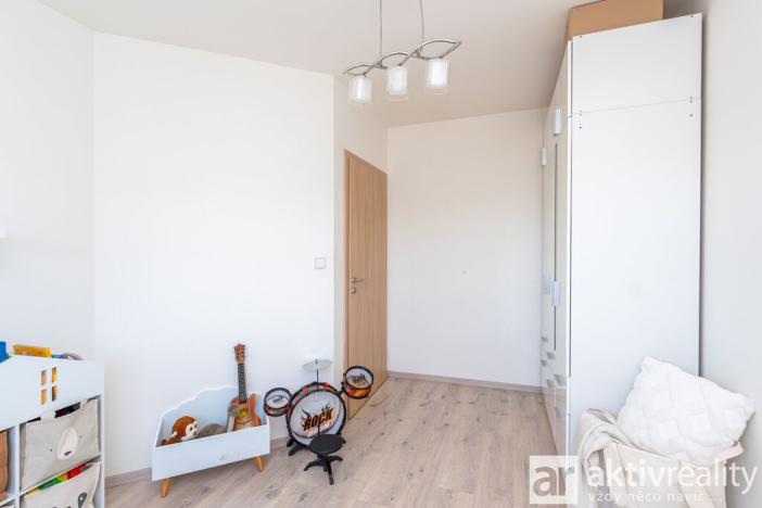 Prodej bytu 4+kk, Polerady, 74 m2