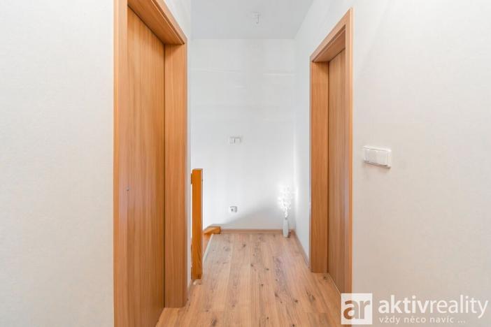 Prodej bytu 4+kk, Polerady, 74 m2