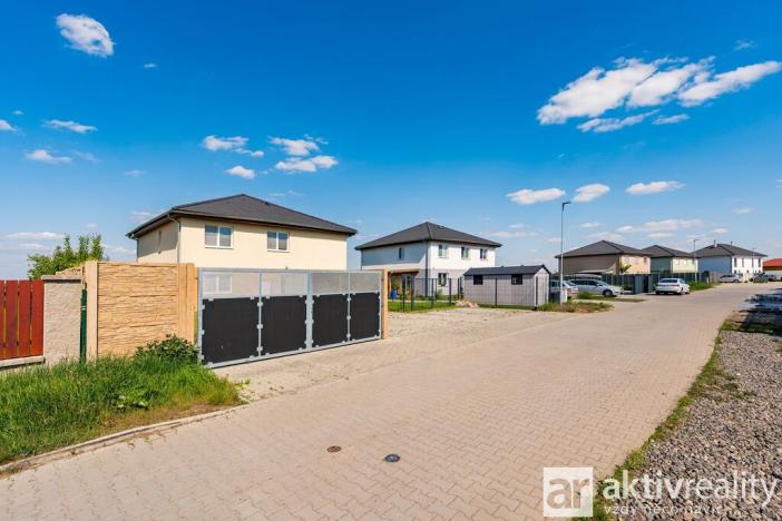 Prodej bytu 4+kk, Polerady, 74 m2