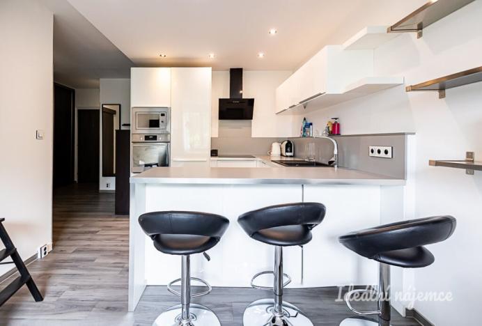 Pronájem bytu 2+kk, Praha - Letňany, Kopřivnická, 42 m2