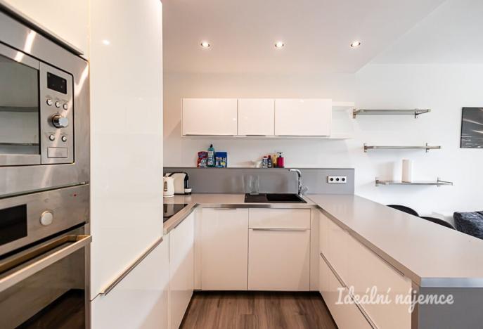 Pronájem bytu 2+kk, Praha - Letňany, Kopřivnická, 42 m2