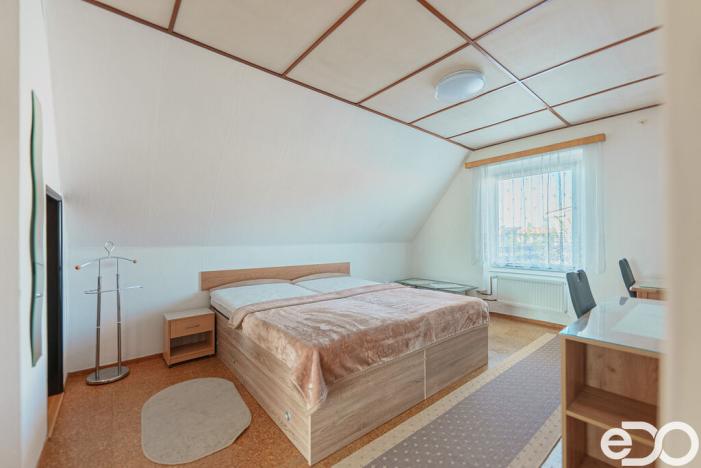 Prodej rodinného domu, Hradec Králové - Malšovice, Krapkova, 175 m2