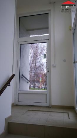 Pronájem skladu, Frýdek-Místek - Frýdek, Nádražní, 160 m2