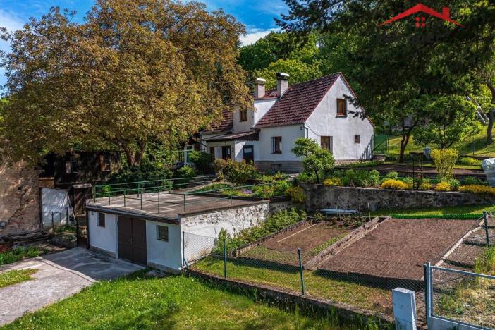 Prodej rodinného domu, Levín, 175 m2