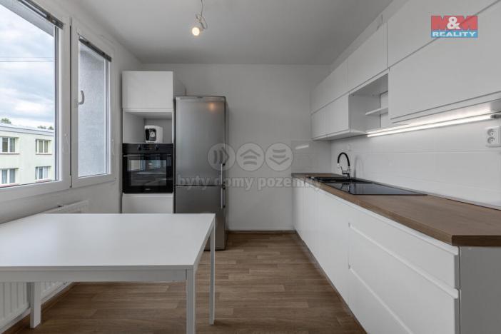 Prodej bytu 4+1, Klatovy - Klatovy II, Na Chuchli, 81 m2