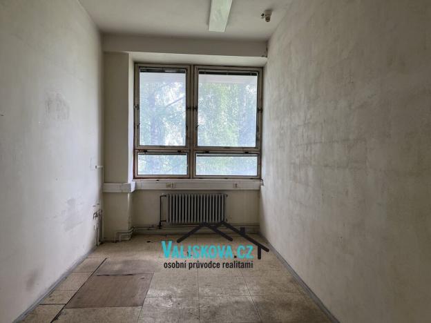 Pronájem skladu, Kroměříž, Kaplanova, 7000 m2