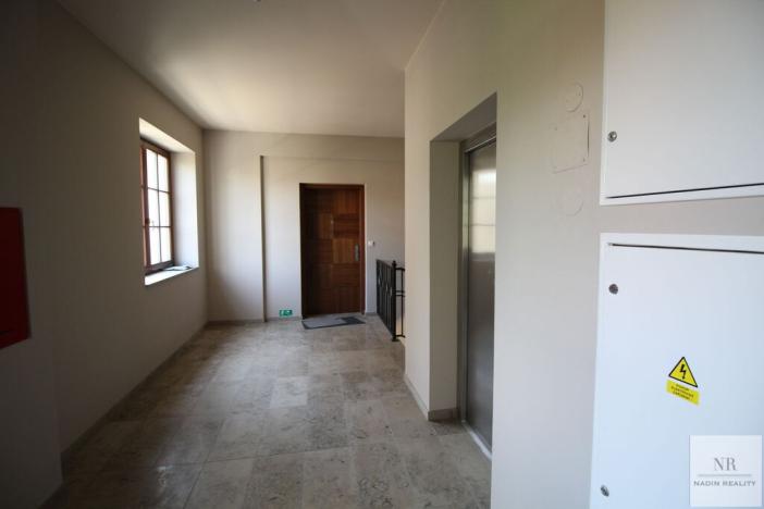 Prodej činžovního domu, Karlovy Vary, Rumunská, 1336 m2