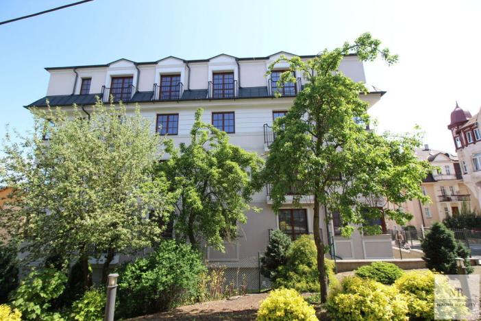 Prodej činžovního domu, Karlovy Vary, Rumunská, 1336 m2