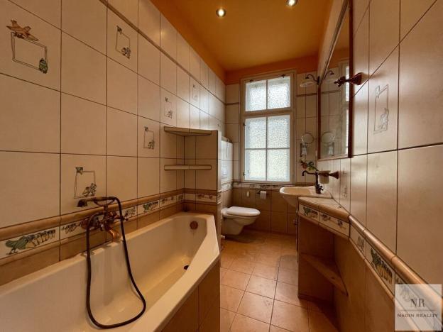 Prodej bytu 4+1, Karlovy Vary, Krále Jiřího, 134 m2