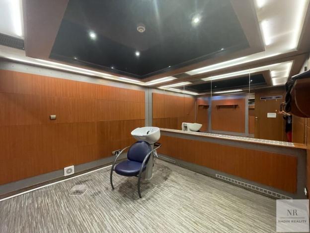 Pronájem obchodního prostoru, Karlovy Vary, Divadelní náměstí, 200 m2
