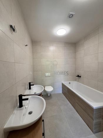 Prodej bytu 5+kk, Praha - Běchovice, Pplk. Nováčka, 140 m2