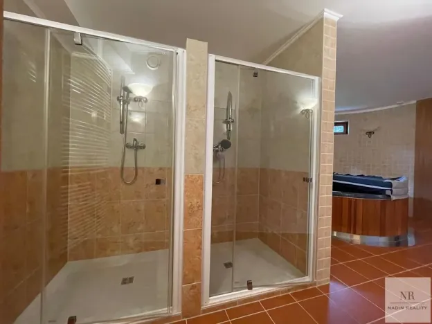 Prodej rodinného domu, Kolová, 372 m2