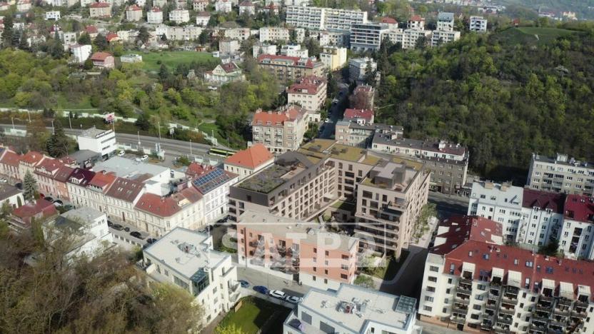 Prodej bytu 2+kk, Praha - Smíchov, Na Laurové, 70 m2