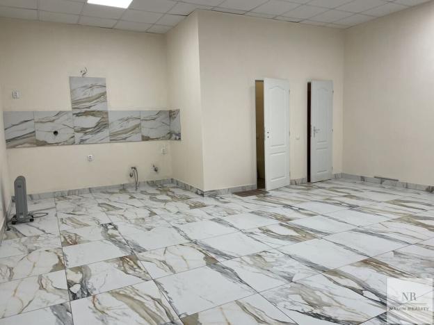 Prodej bytu 1+kk, Karlovy Vary, Nákladní, 56 m2
