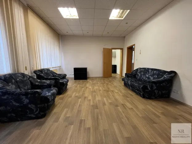 Prodej bytu 4+1, Karlovy Vary, Závodu míru, 125 m2