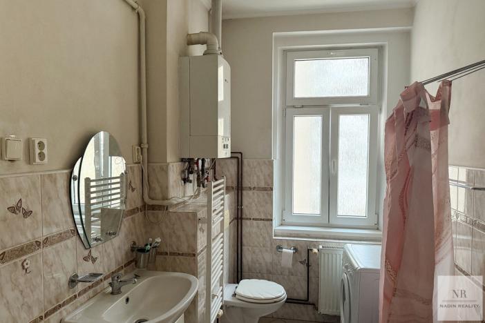 Prodej bytu 4+1, Karlovy Vary, Bulharská, 125 m2