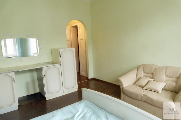 Prodej bytu 4+1, Karlovy Vary, Bulharská, 125 m2