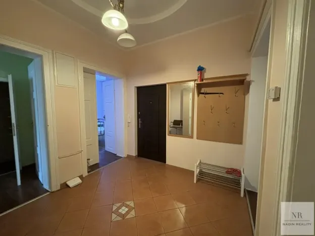 Prodej bytu 4+1, Karlovy Vary, Bulharská, 125 m2