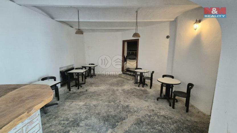 Pronájem obchodního prostoru, Kladno, T. G. Masaryka, 157 m2