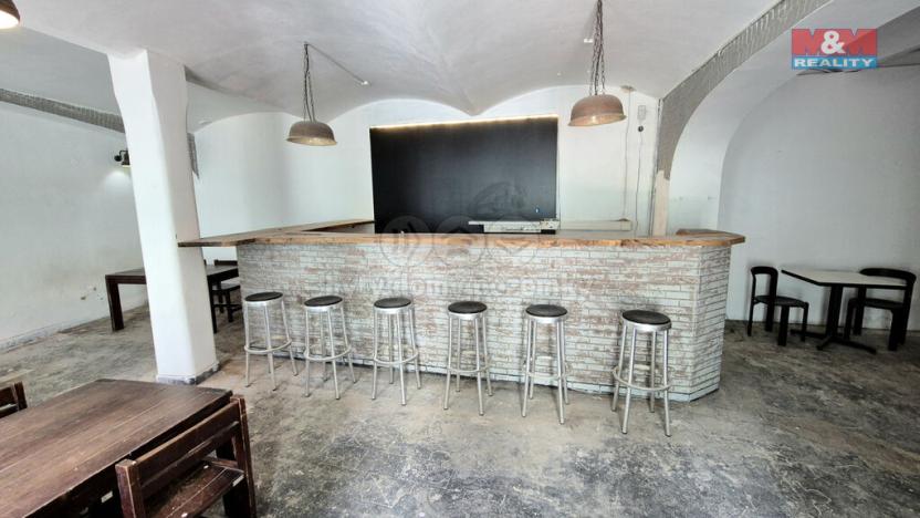 Pronájem obchodního prostoru, Kladno, T. G. Masaryka, 157 m2