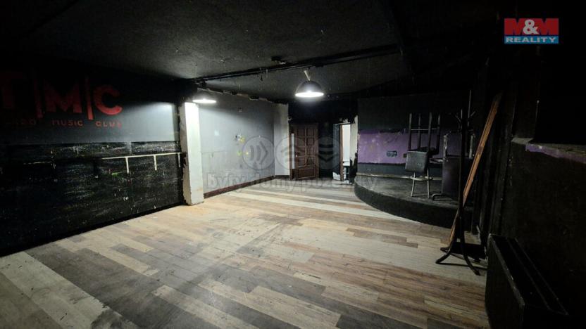 Pronájem obchodního prostoru, Kladno, T. G. Masaryka, 157 m2