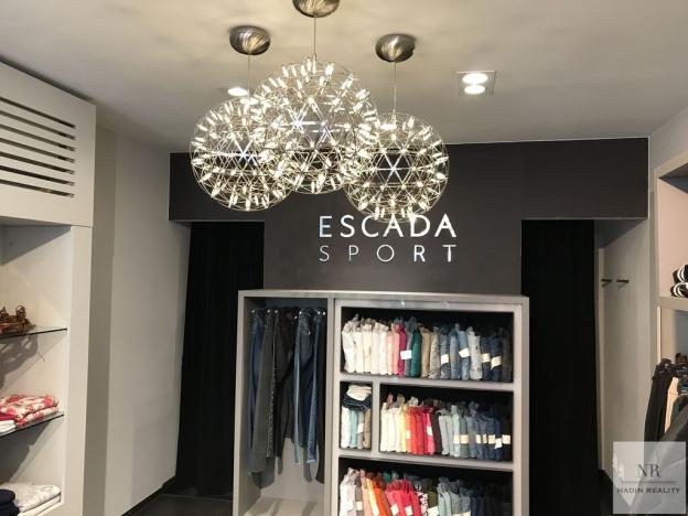 Prodej obchodního prostoru, Karlovy Vary, Zámecký vrch, 150 m2
