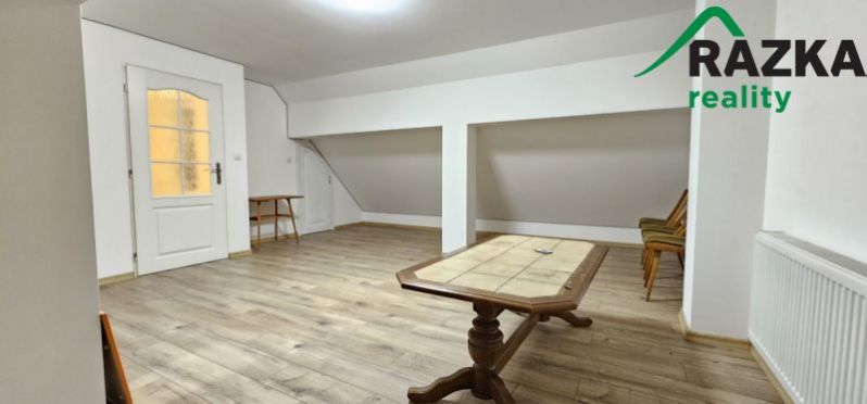 Prodej rodinného domu, Benešovice, 192 m2