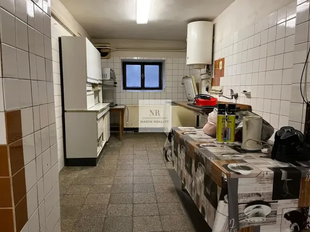 Prodej ubytování, Plesná, Celní, 600 m2