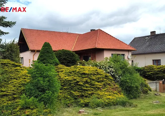 Prodej rodinného domu, Petrohrad, 151 m2