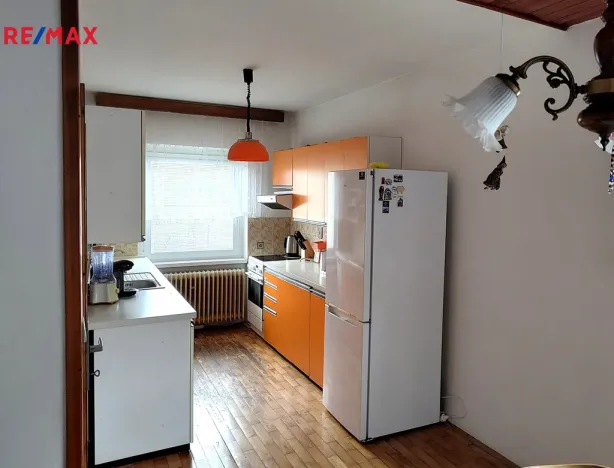 Prodej rodinného domu, Petrohrad, 151 m2