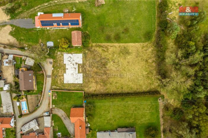Prodej pozemku pro bydlení, Zálezlice - Kozárovice, 1104 m2