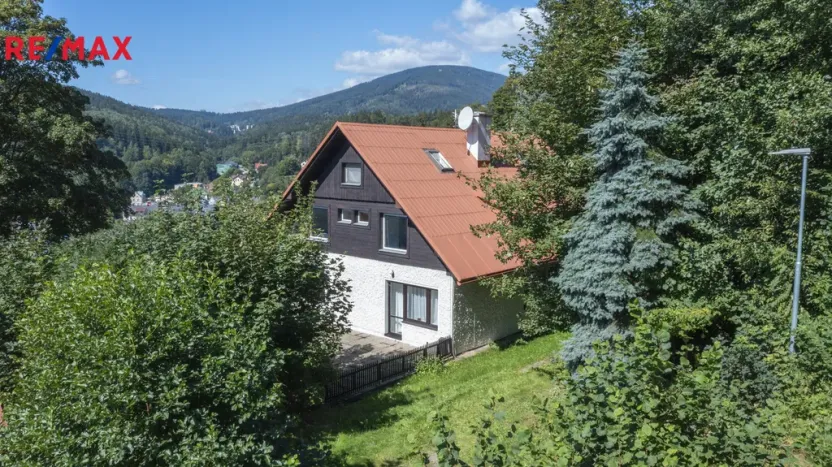 Prodej apartmánu, Svoboda nad Úpou, Sluneční stráň, 393 m2