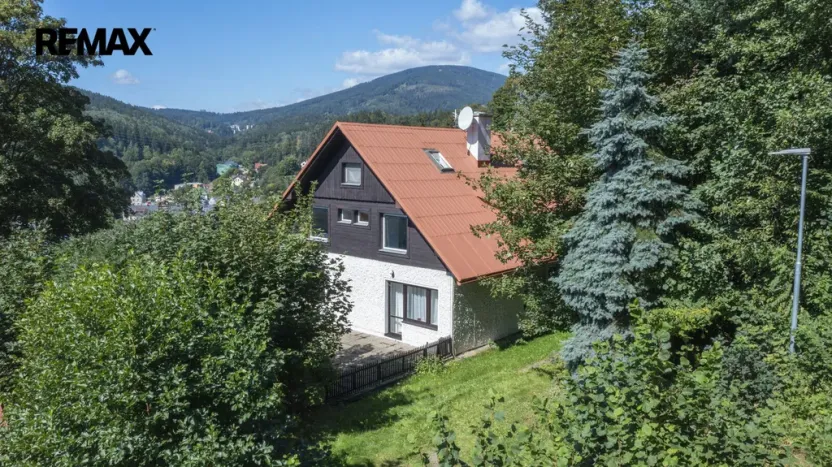 Prodej apartmánu, Svoboda nad Úpou, Sluneční stráň, 393 m2