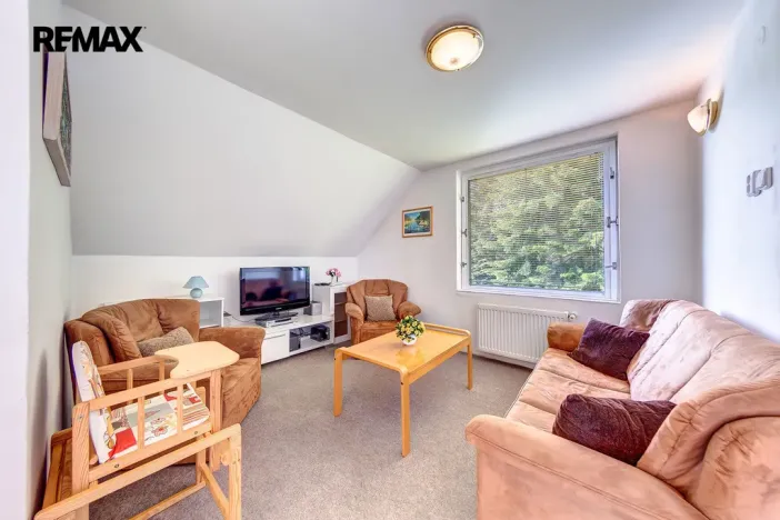 Prodej apartmánu, Svoboda nad Úpou, Sluneční stráň, 393 m2