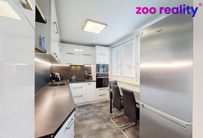 Prodej bytu 2+1, Strakonice, Bezděkovská, 55 m2