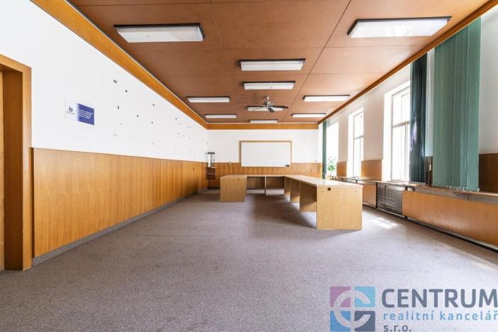 Prodej kanceláře, Jablonec nad Nisou, Podhorská, 1578 m2
