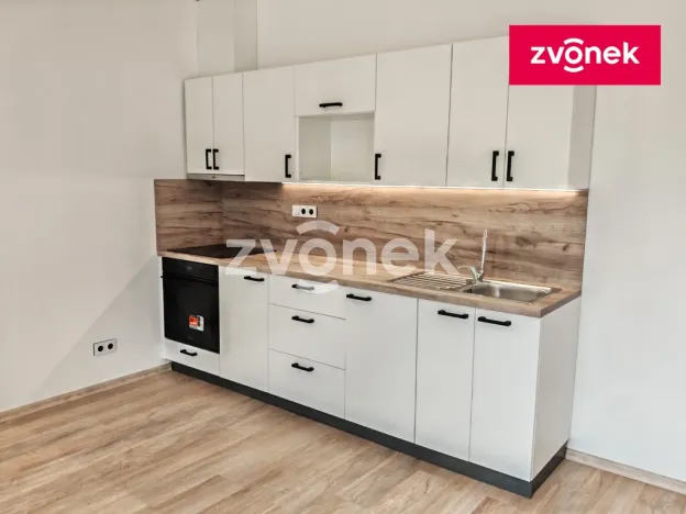 Pronájem bytu 1+kk, Otrokovice, Komenského, 36 m2
