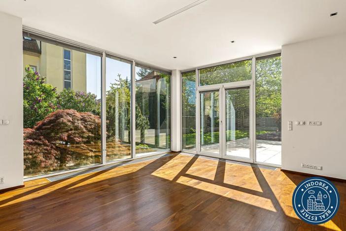 Prodej vily, Praha - Troja, Trojská, 348 m2