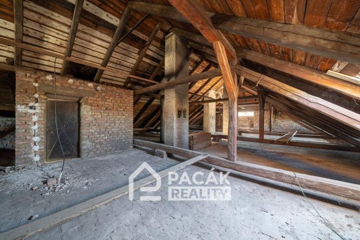 Prodej rodinného domu, Tršice, 1000 m2