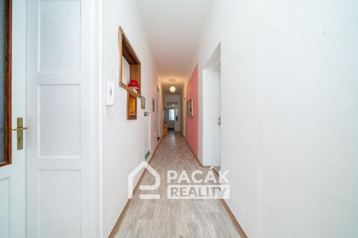 Prodej rodinného domu, Tršice, 1000 m2