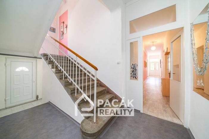 Prodej rodinného domu, Tršice, 1000 m2