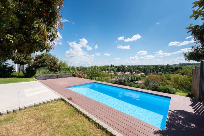 Prodej rodinného domu, Statenice, Nad Vinicí, 270 m2