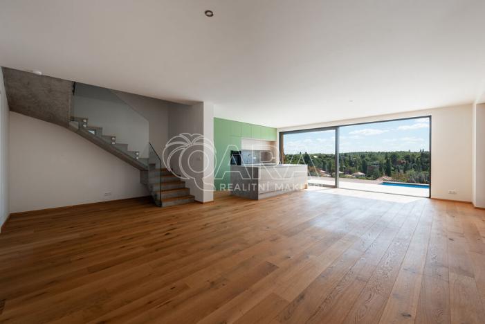 Prodej rodinného domu, Statenice, Nad Vinicí, 270 m2