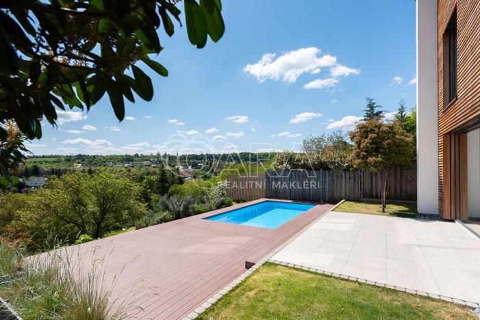 Prodej rodinného domu, Statenice, Nad Vinicí, 270 m2